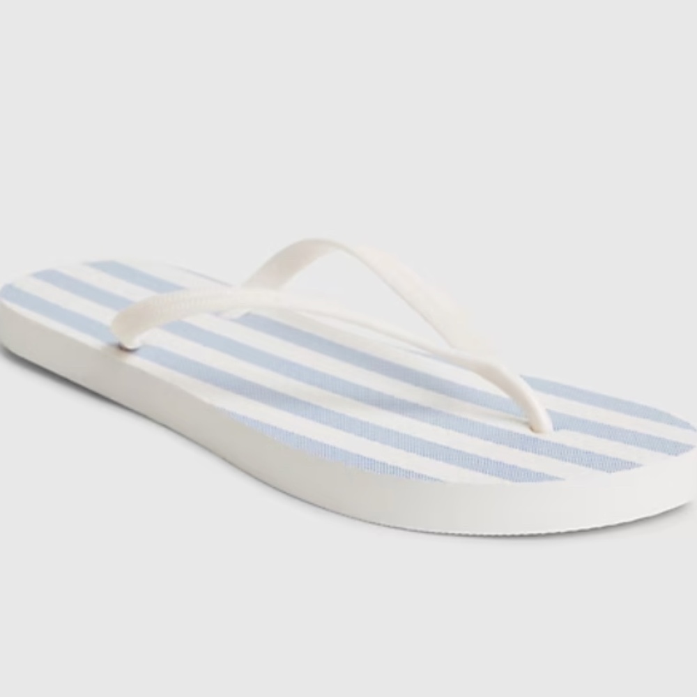 NWOT Gap Women's Blue & White Stripe Printed Flip Flop Sandals, size 9-10